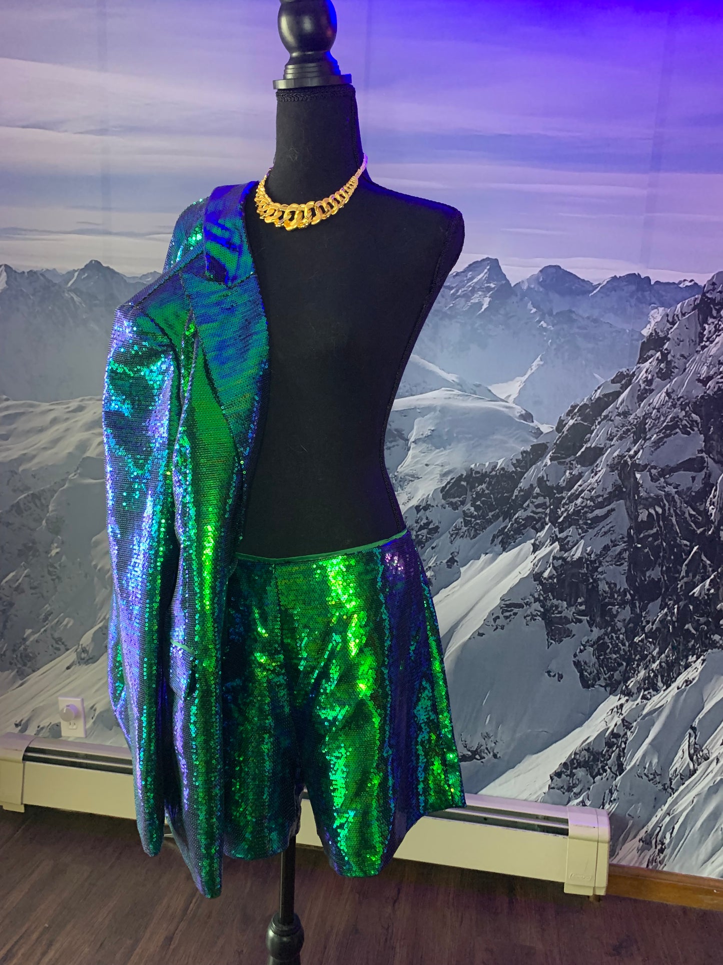 Green Sequence Suit